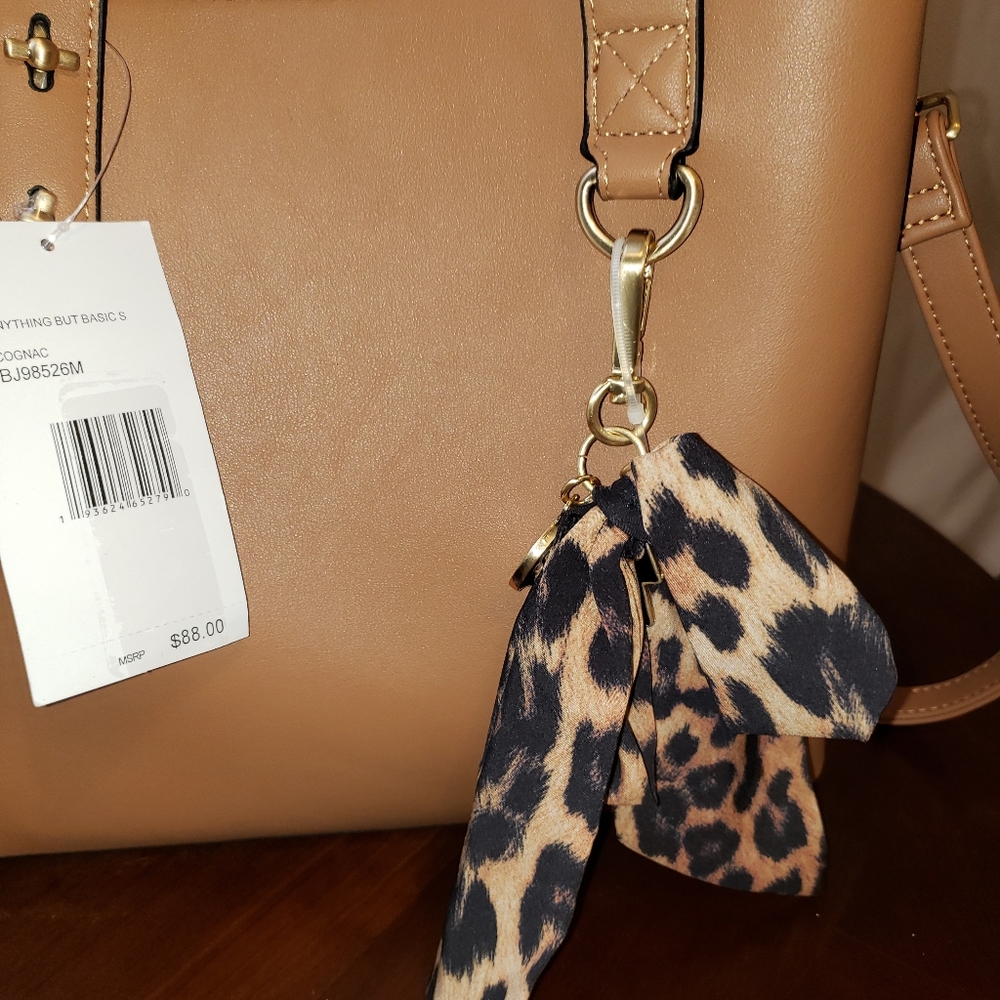 Betsey Johnson Anything but basic bag - Picture 7 of 7
